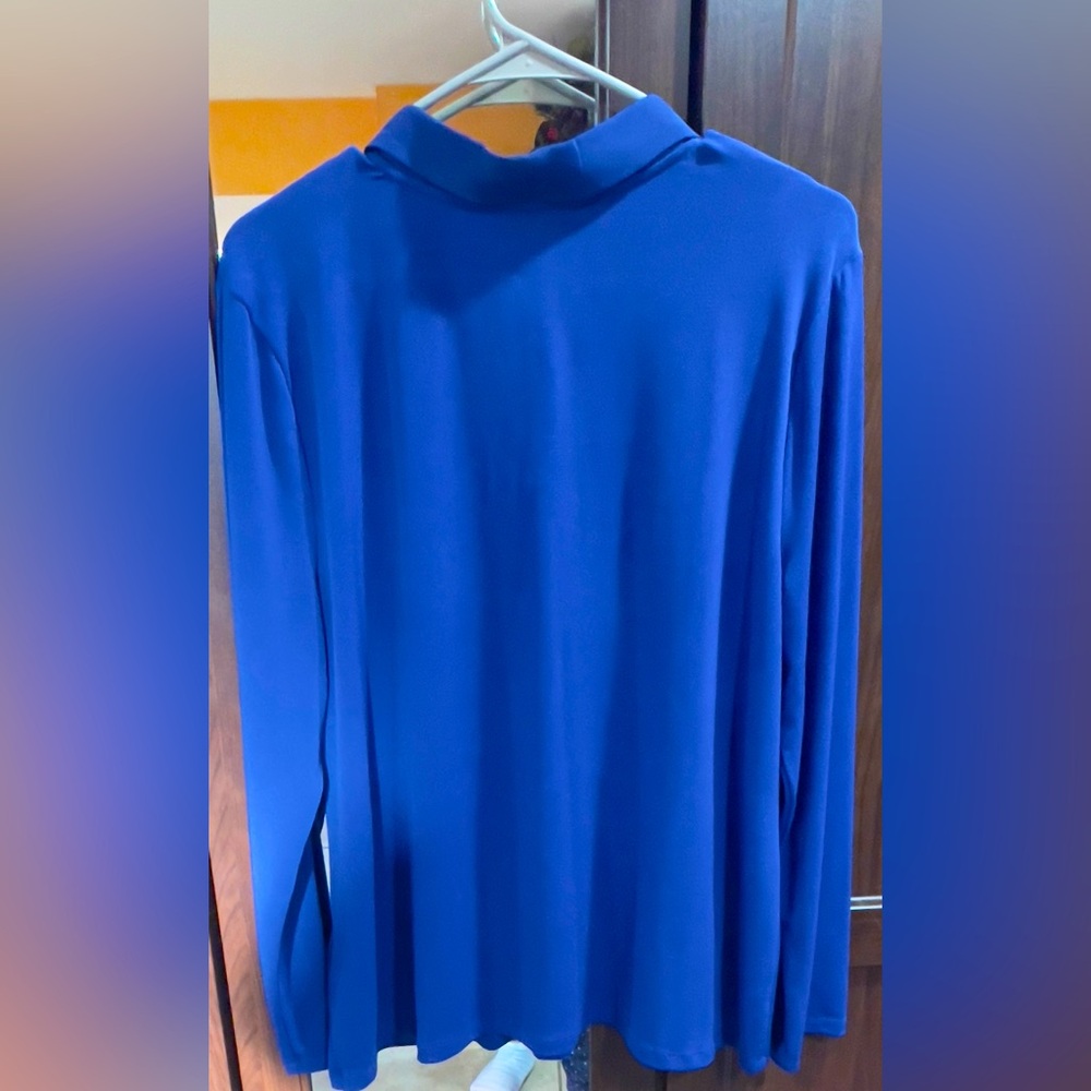 Blue blouse - Picture 2 of 2